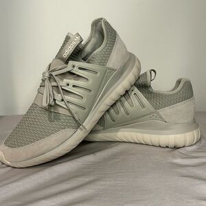 Adidas tubular NWOT men’s 9.5 Grey shoes